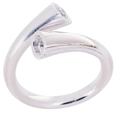 Кольцо с бриллиантом Арт-Модерн 010593-Б