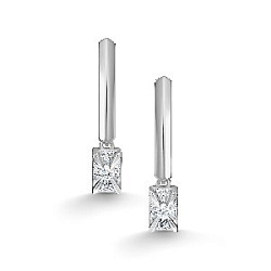 Серьги с бриллиантом АЛЬКОР 26744-200