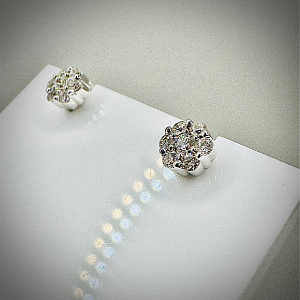 Серьги пуссеты с бриллиантом ГАЛЕРЕЯ ЭКСКЛЮЗИВА 4570374