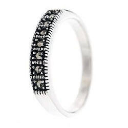 Кольцо из серебра Марказит HR512