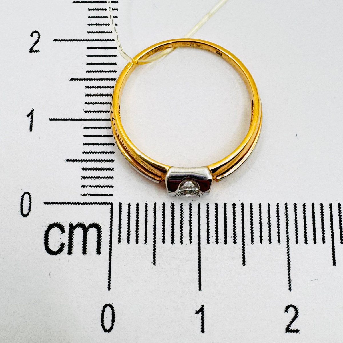 Кольцо помолвочное из золота SOKOLOV 018358