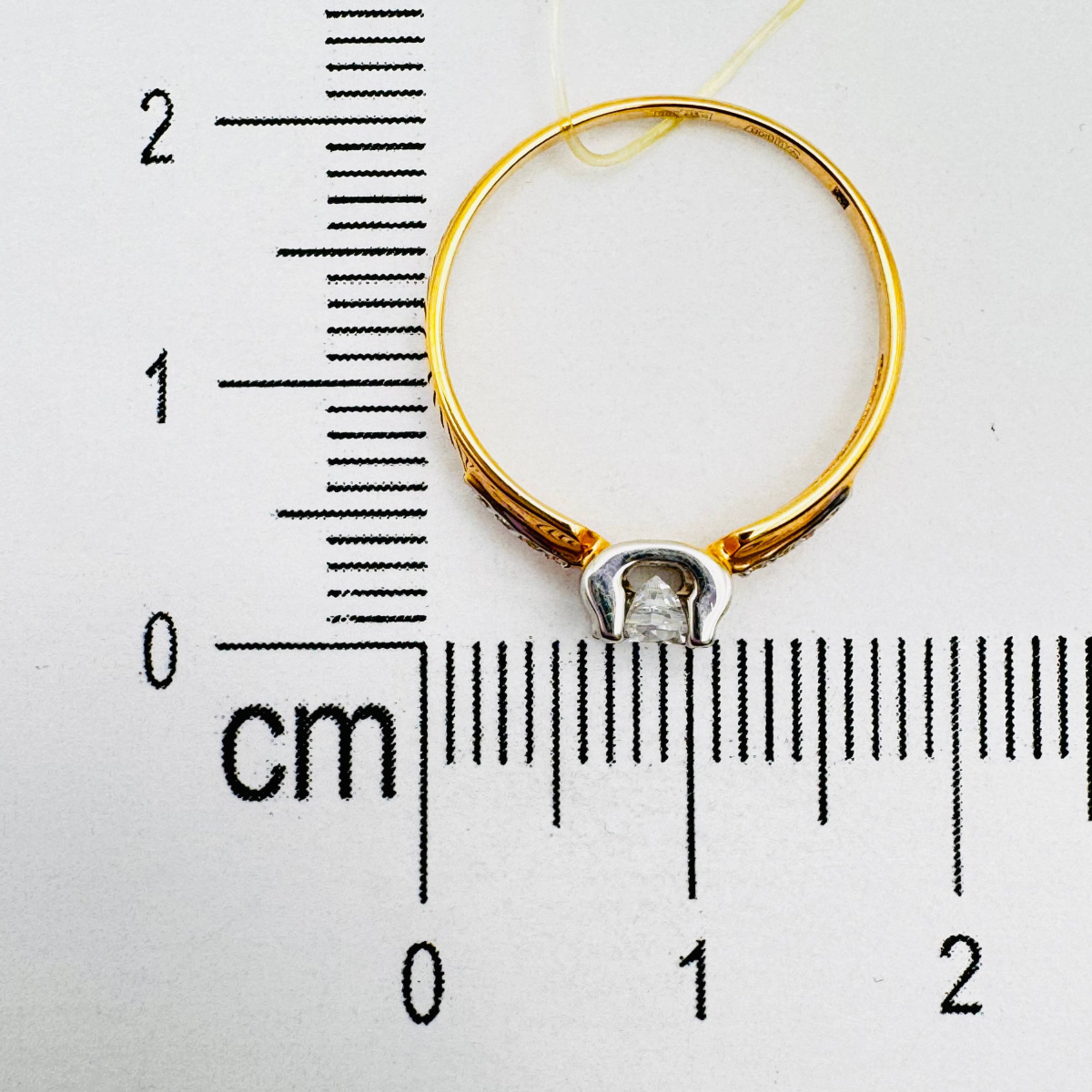 Кольцо помолвочное из золота SOKOLOV 018585