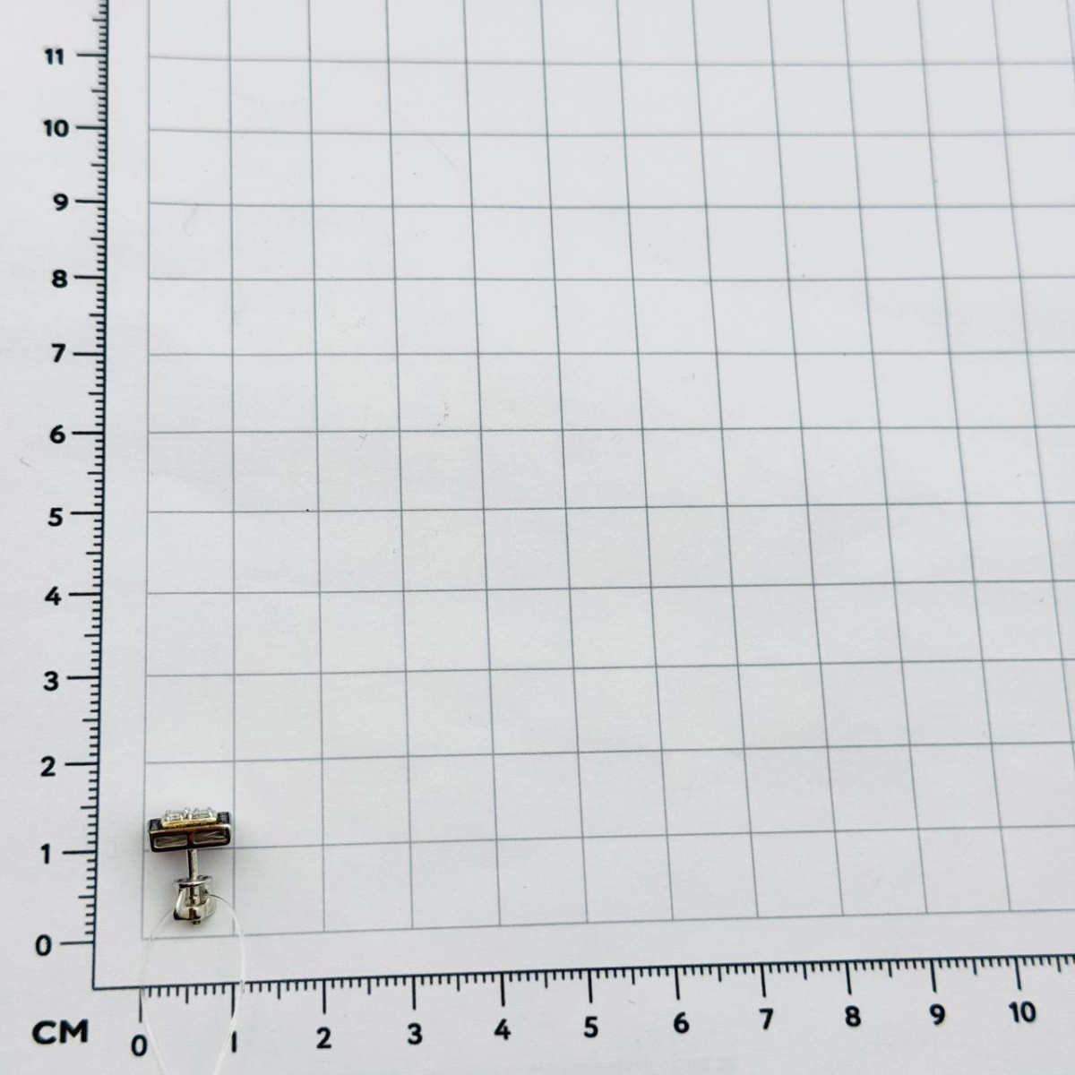 Серьги пуссеты с бриллиантом АЛЬКОР 26002-213