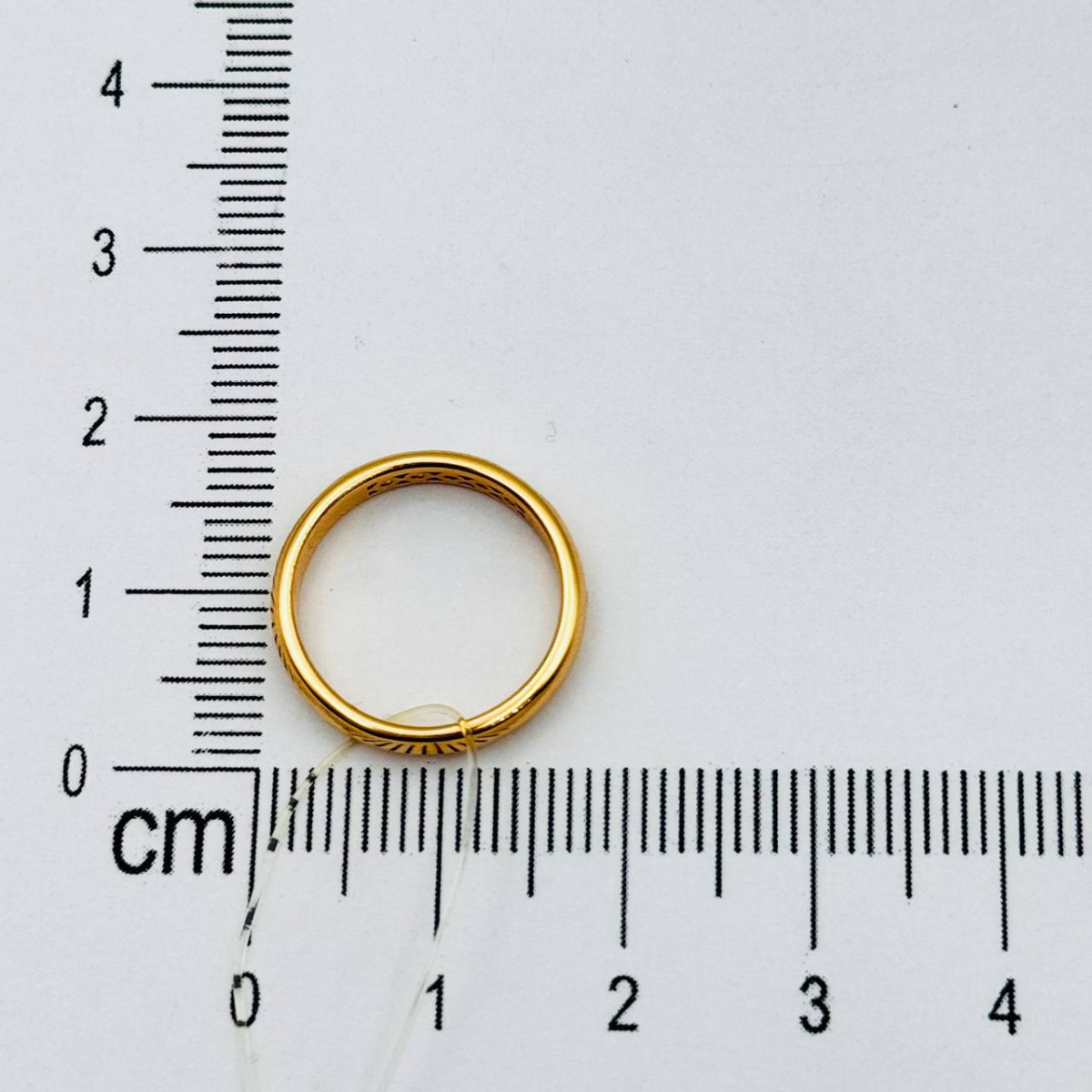 Кольцо обручальное с бриллиантом МЭЮЗ 24095