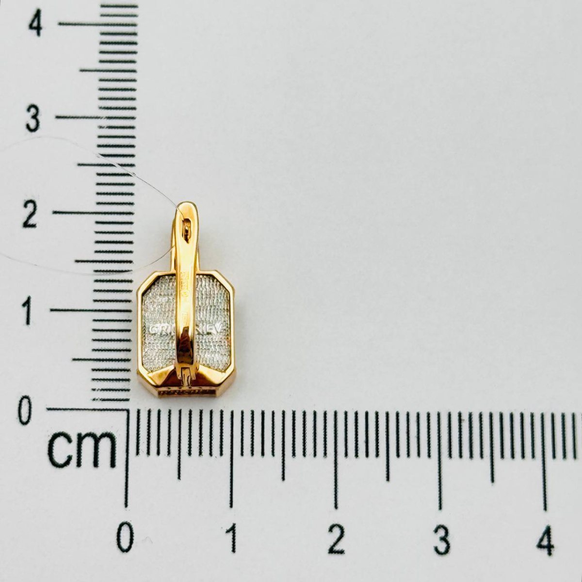 Серьги с бриллиантом grigoriev 02-11-51083-31-00