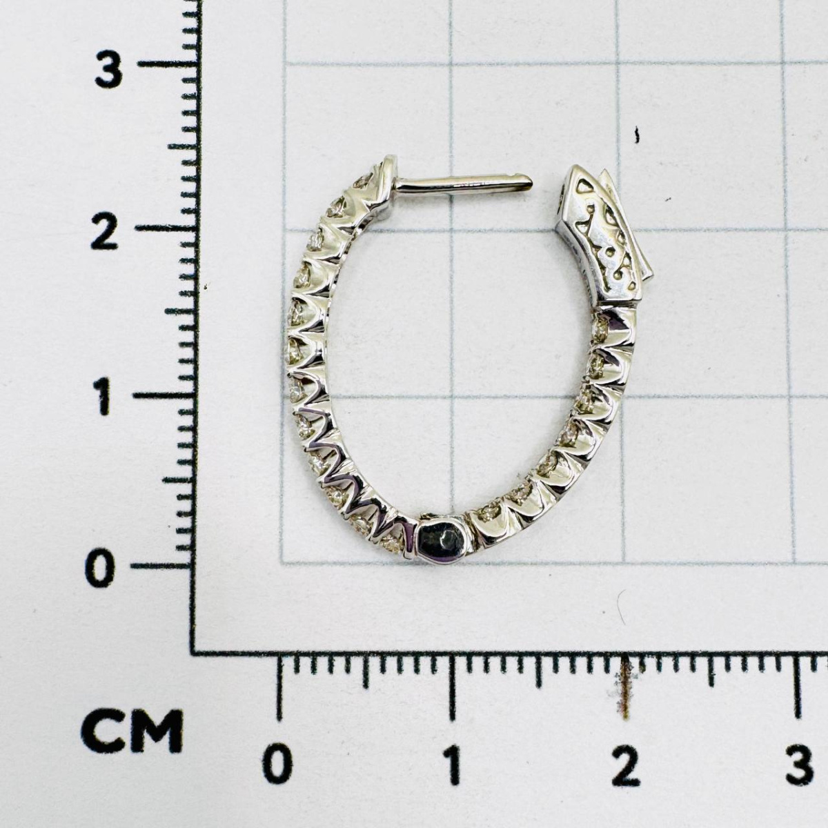 Серьги с бриллиантом ГАЛЕРЕЯ ЭКСКЛЮЗИВА 4570319.