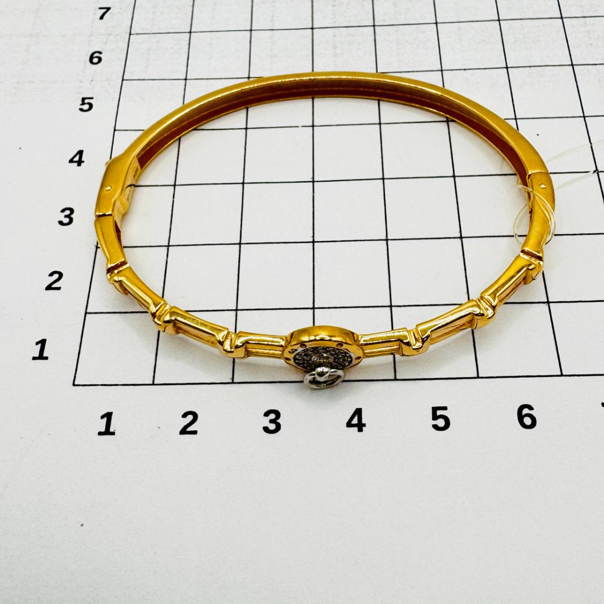 Браслет жесткий из золота CORONA БР4791