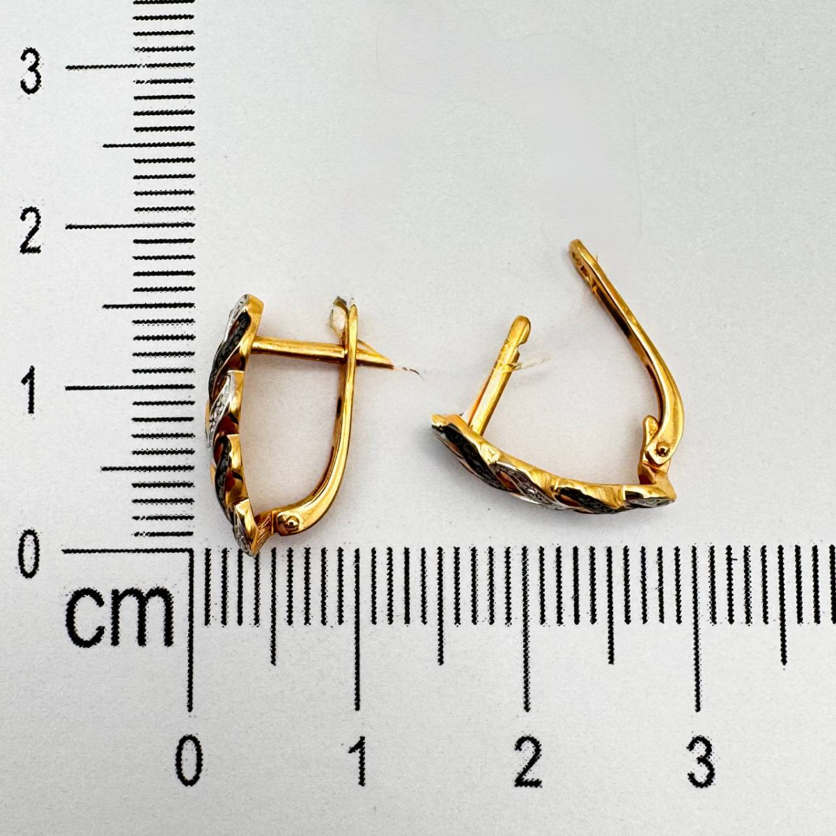 Серьги с бриллиантом SOKOLOV 7020043