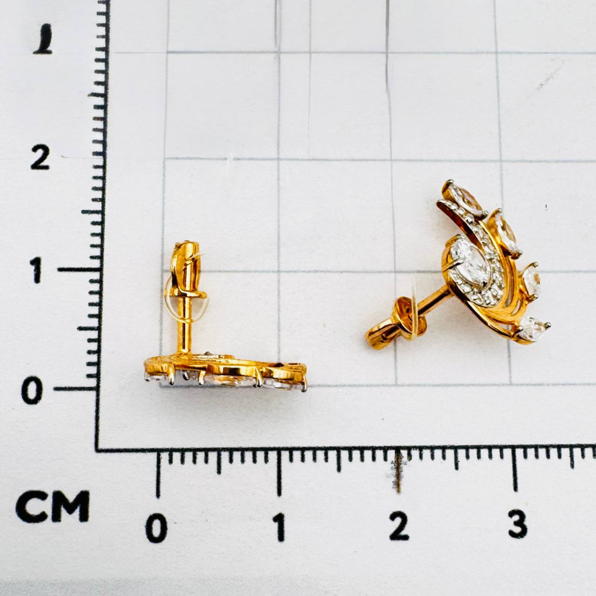 Серьги пуссеты из золота Veronika С132-3015