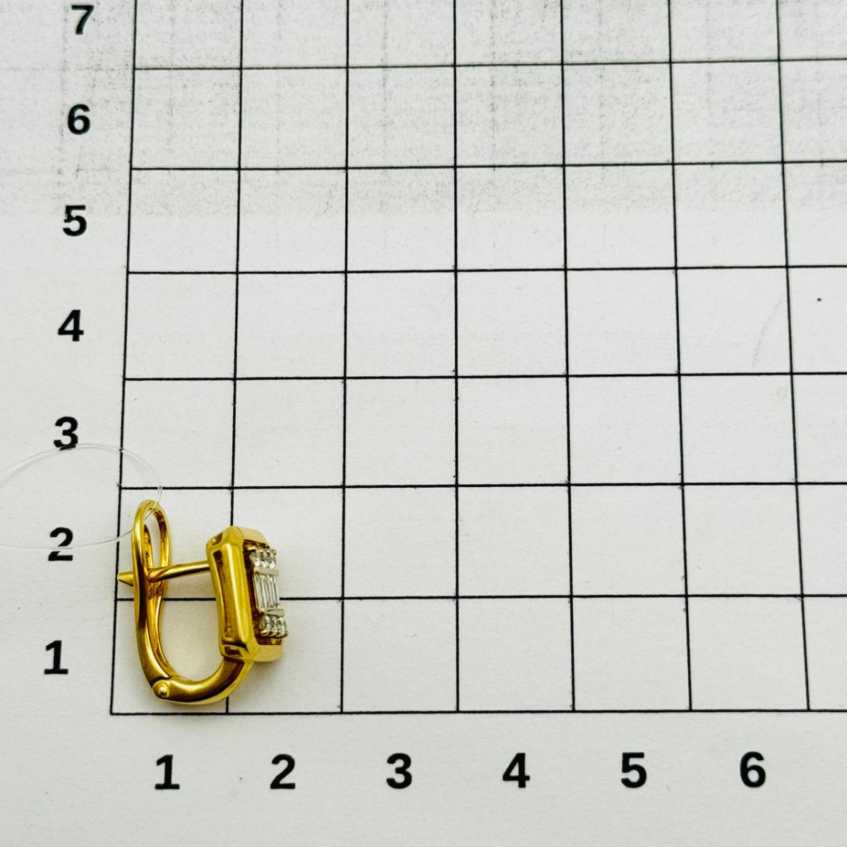 Серьги с бриллиантом МЭЮЗ 83342