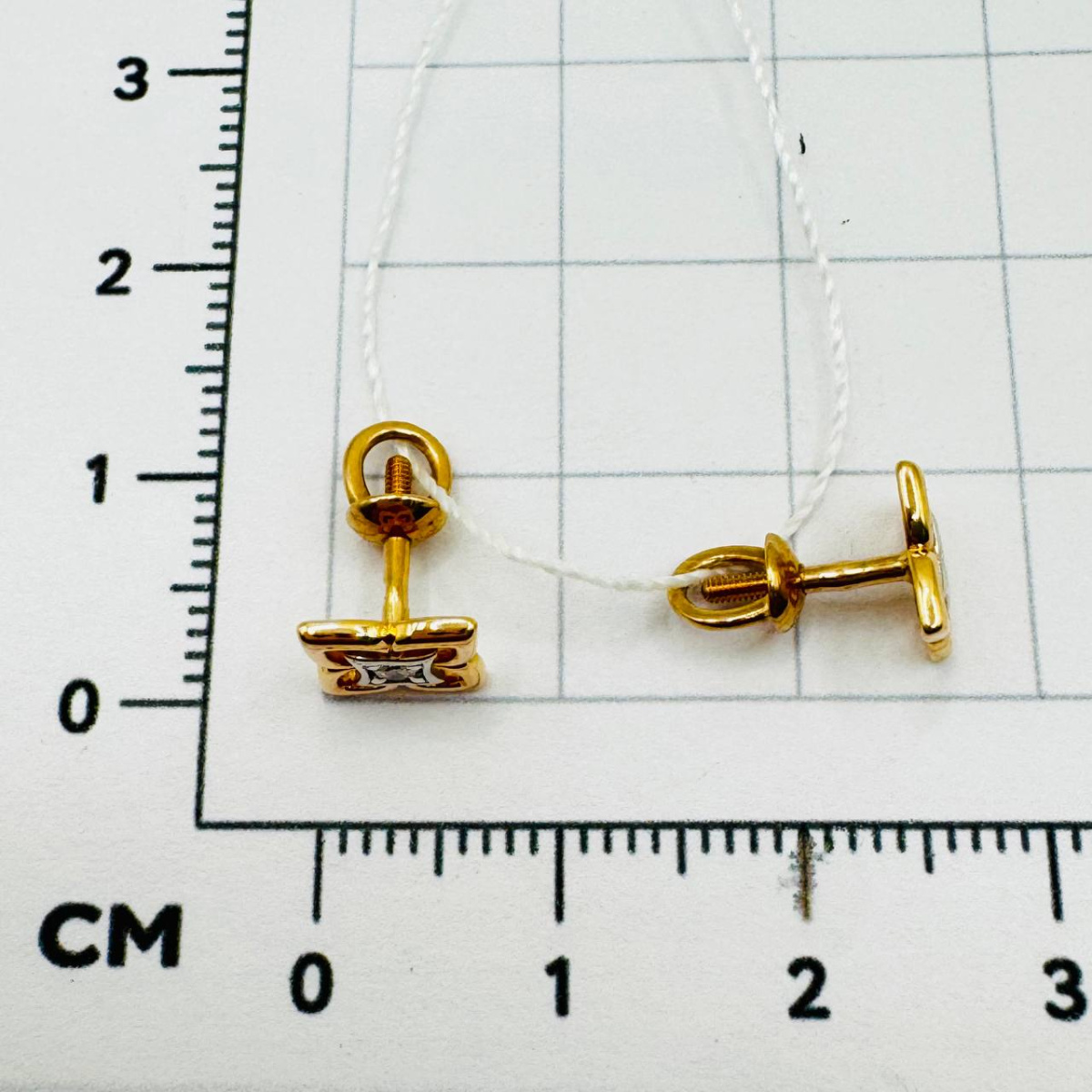 Серьги пуссеты с бриллиантом АРИНА 1055492-11240