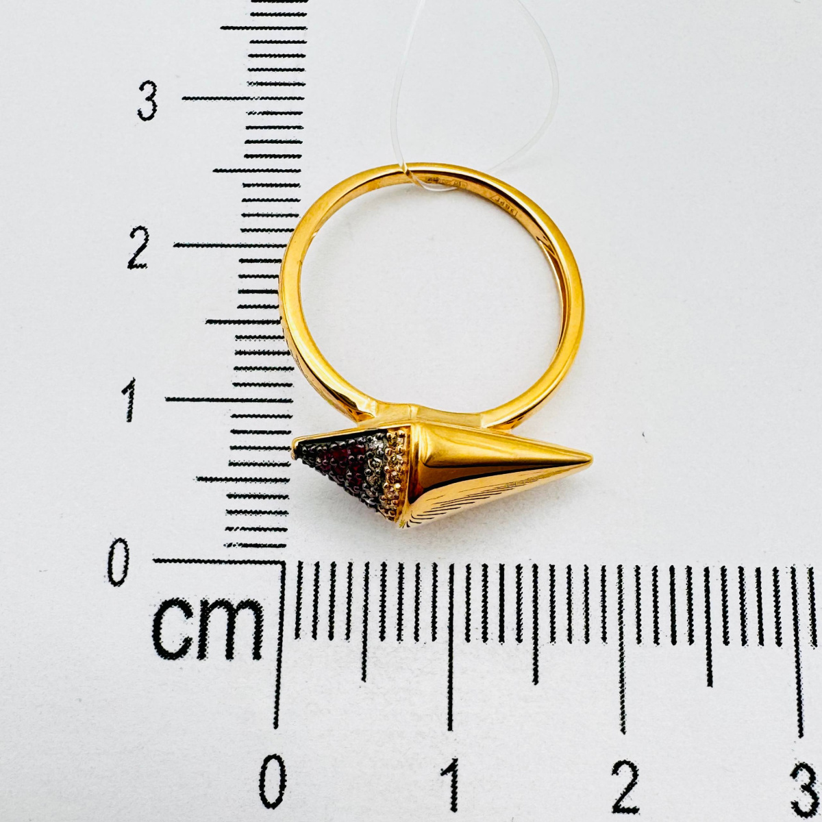 Кольцо с бриллиантом 5-7009-103-1К-ШмпКбрРубЧб