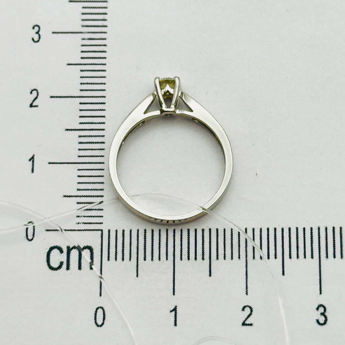 Кольцо помолвочное с бриллиантом ГАЛЕРЕЯ ЭКСКЛЮЗИВА 4510363